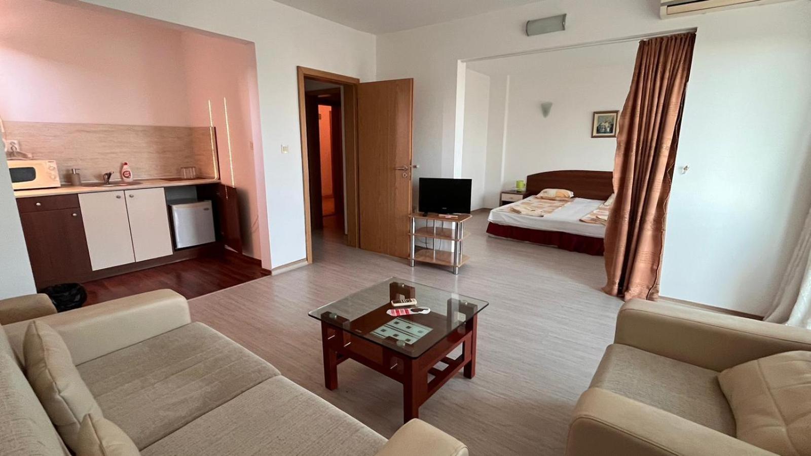 Family Hotel Primo 普里莫尔斯科 外观 照片